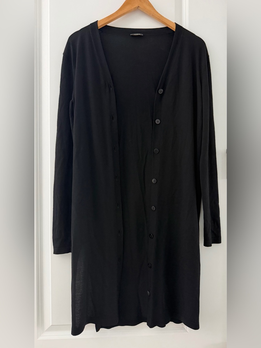 AKRIS Black Open front V-neck long sleeve Cardigan Sweater Button down size 6